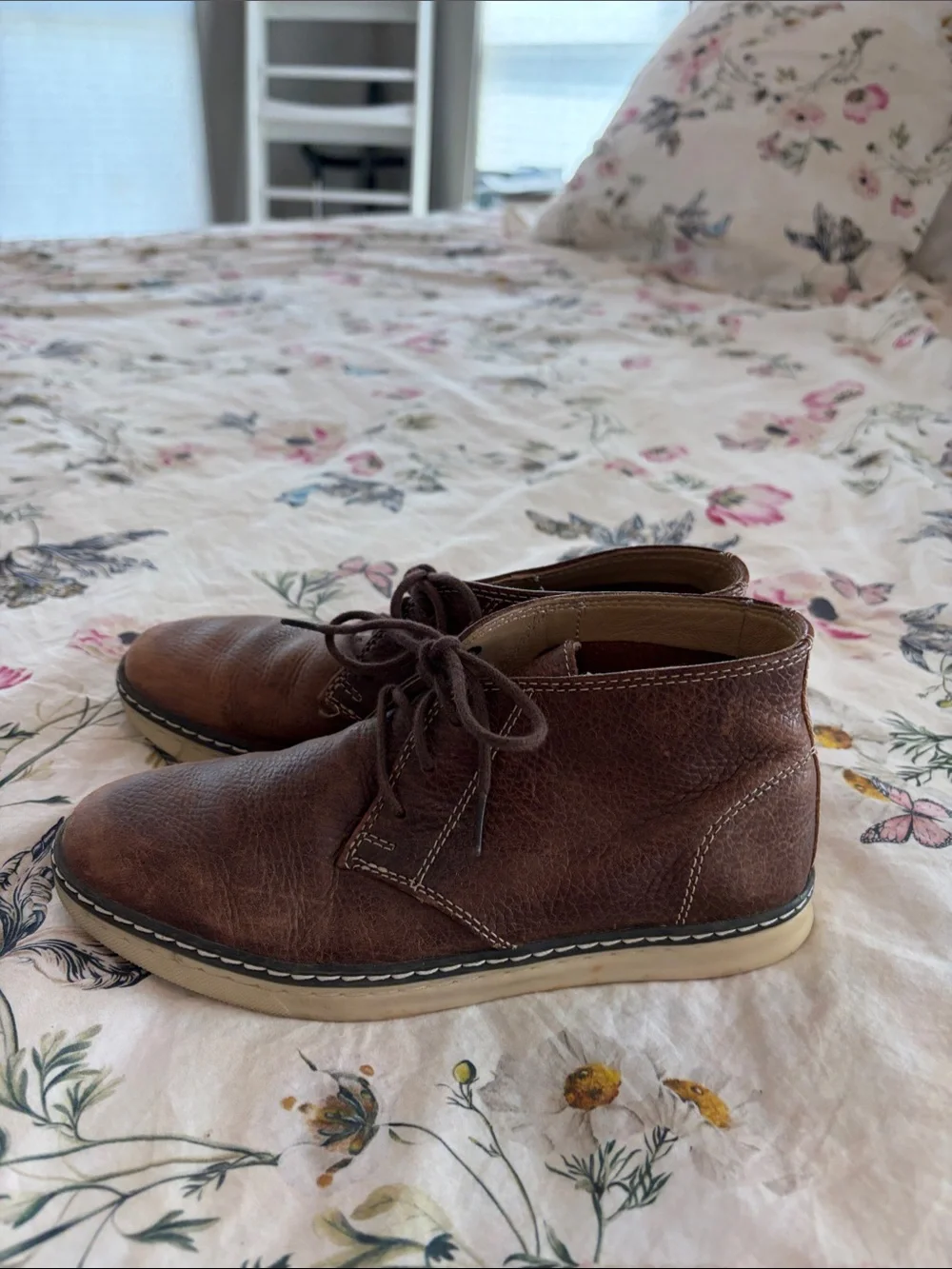 Johnston & Murphy Brown Kids' Leather Chukka Boots